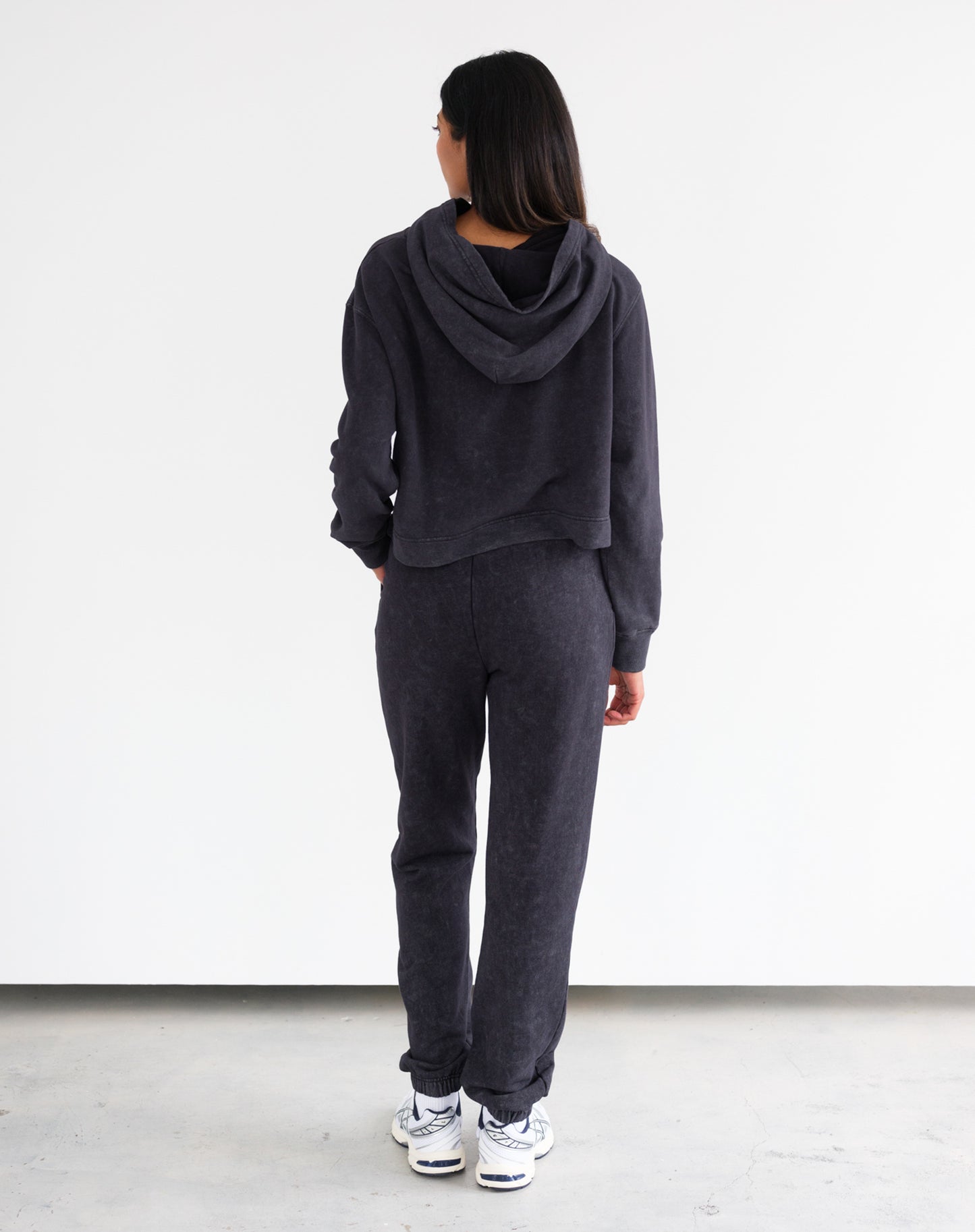 Brunette the Label Best Friend Jogger - Washed Black