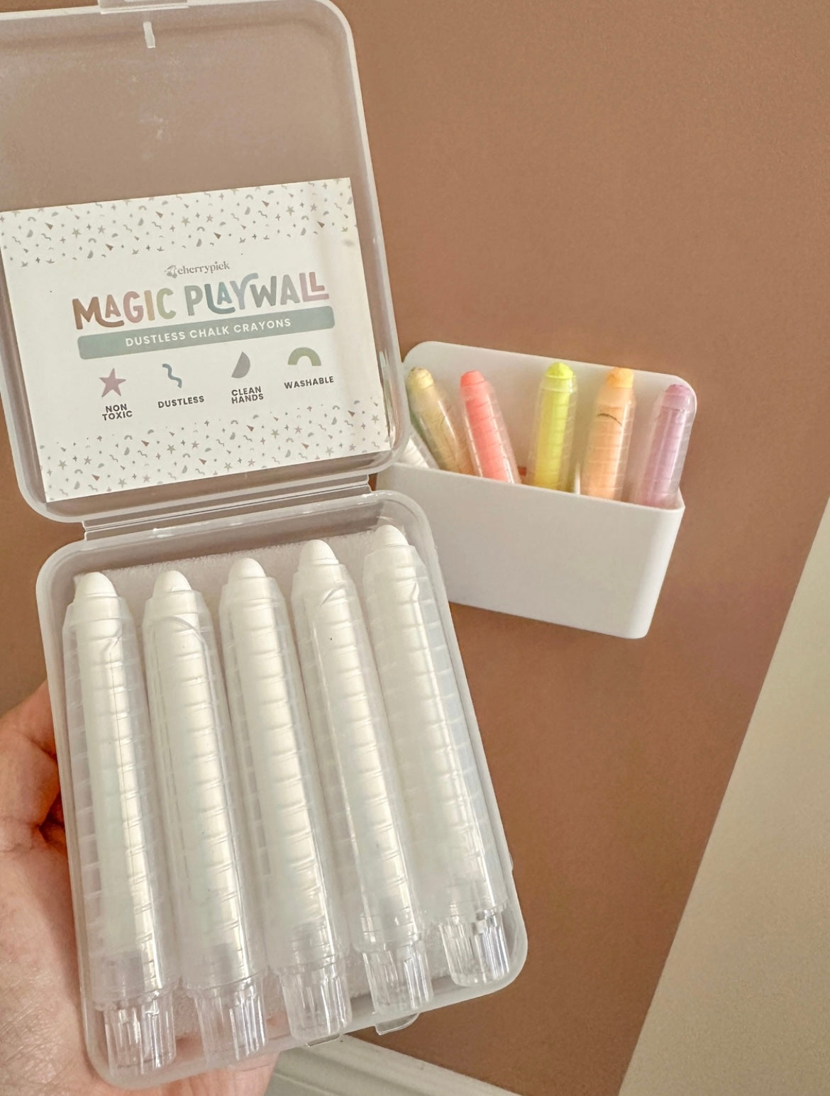 Dustless Chalk Crayons & Magnetic Holder