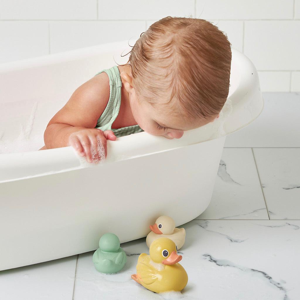 Itzy Ritzy Ducky Family Bath Toy Set