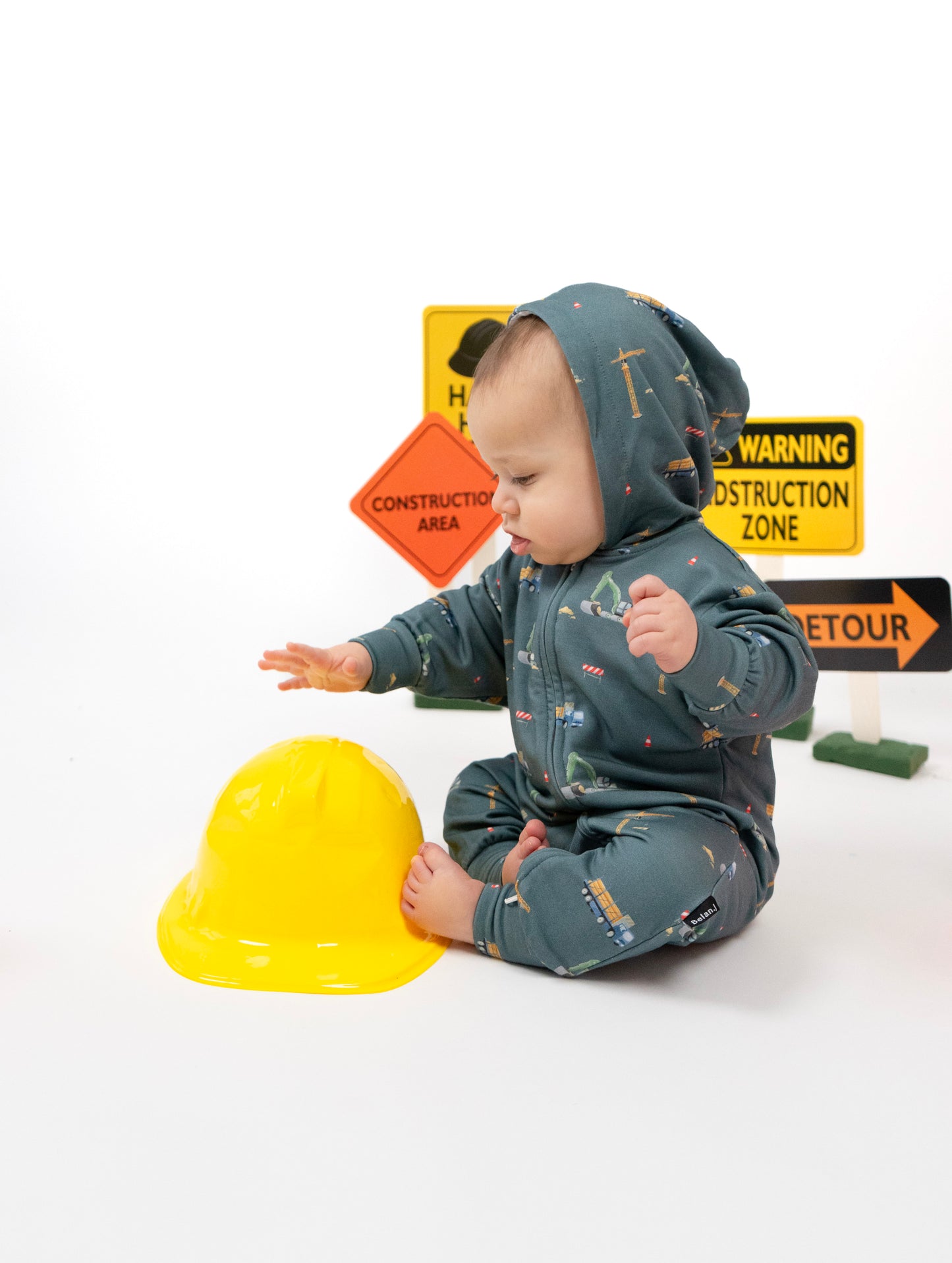 Belan.J Hooded Zipper Romper - Construction