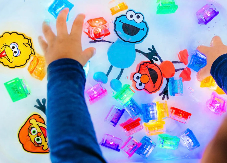 Glo Pals Sesame Street Light - Up Cubes