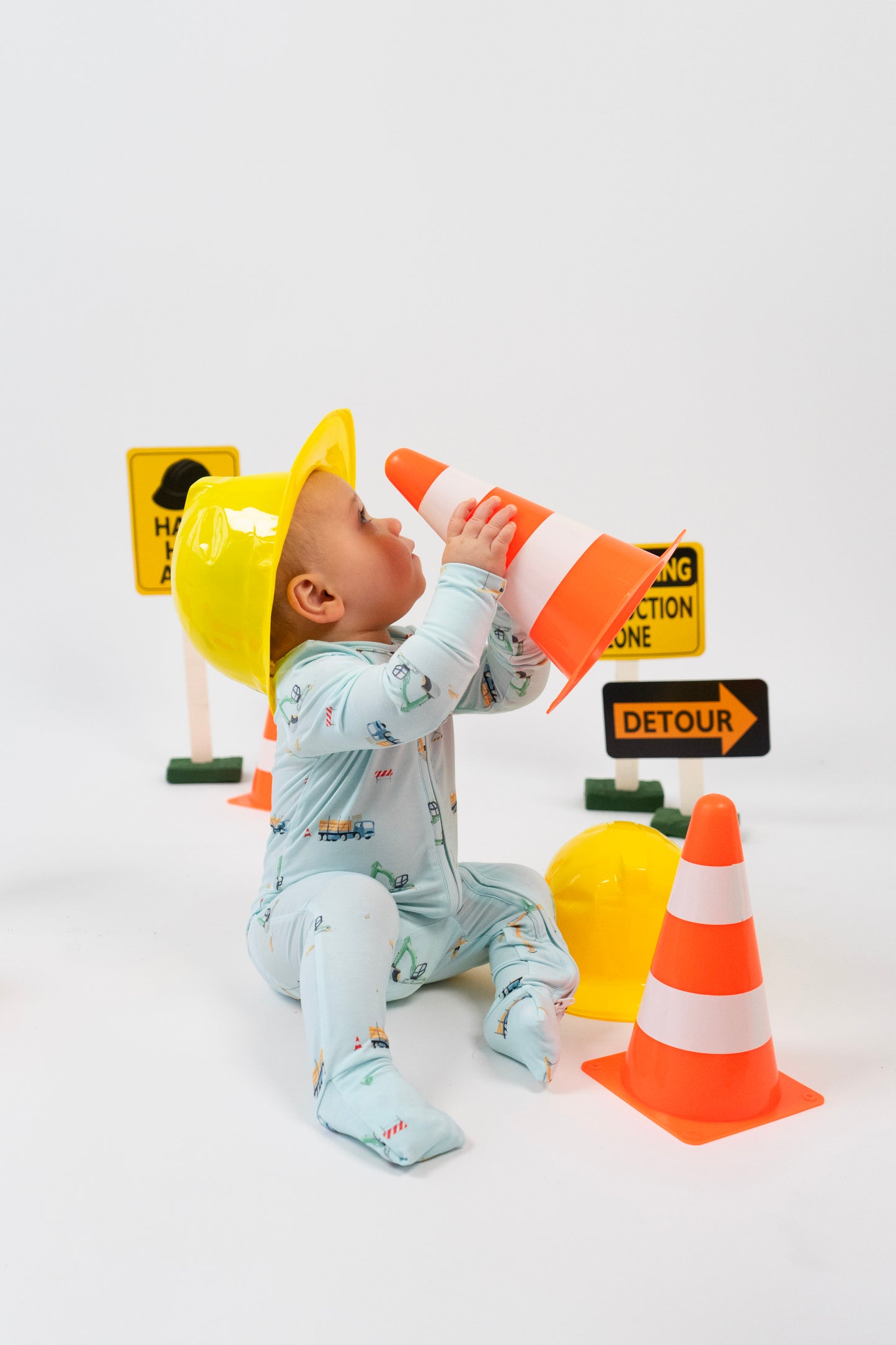 Belan.J Footed Zipper Sleeper - Construction