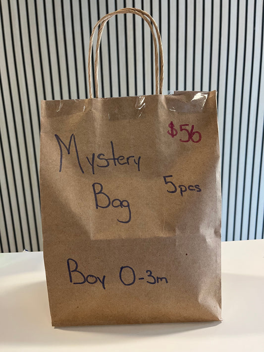 Mystery Bag 5 pcs - Boy 0-3m
